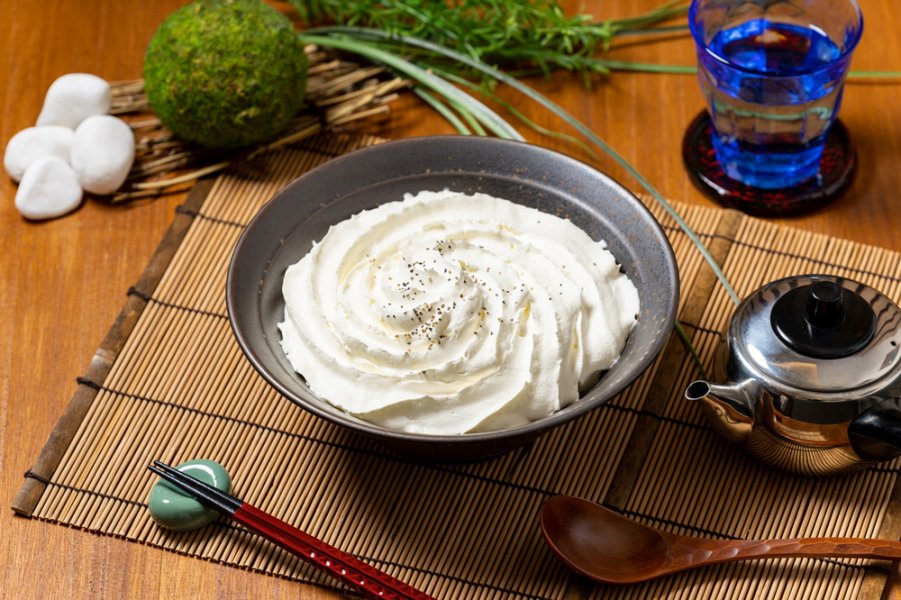 하얀 명란 치즈크림 우동